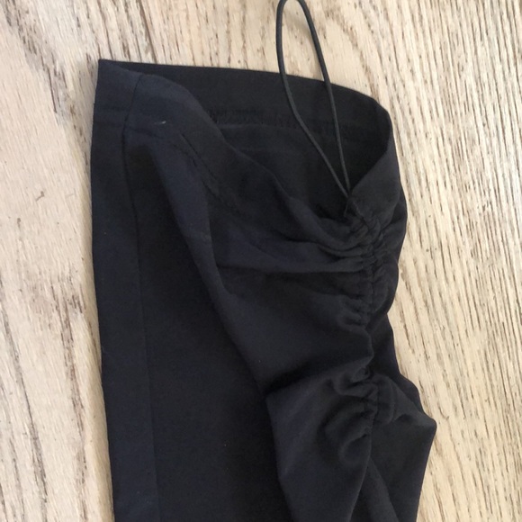 Babaton Black Capri pants!🌸 - Picture 2 of 7